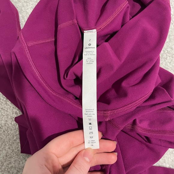 Lulu Lemon Align Leggings in Deep Fuschia size 2 - Picture 5 of 5